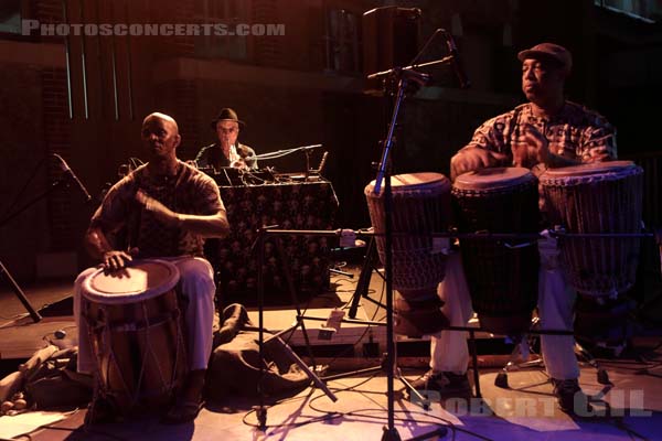 RHYS CHATHAM - 2016-07-09 - PARIS - CentQuatre - 